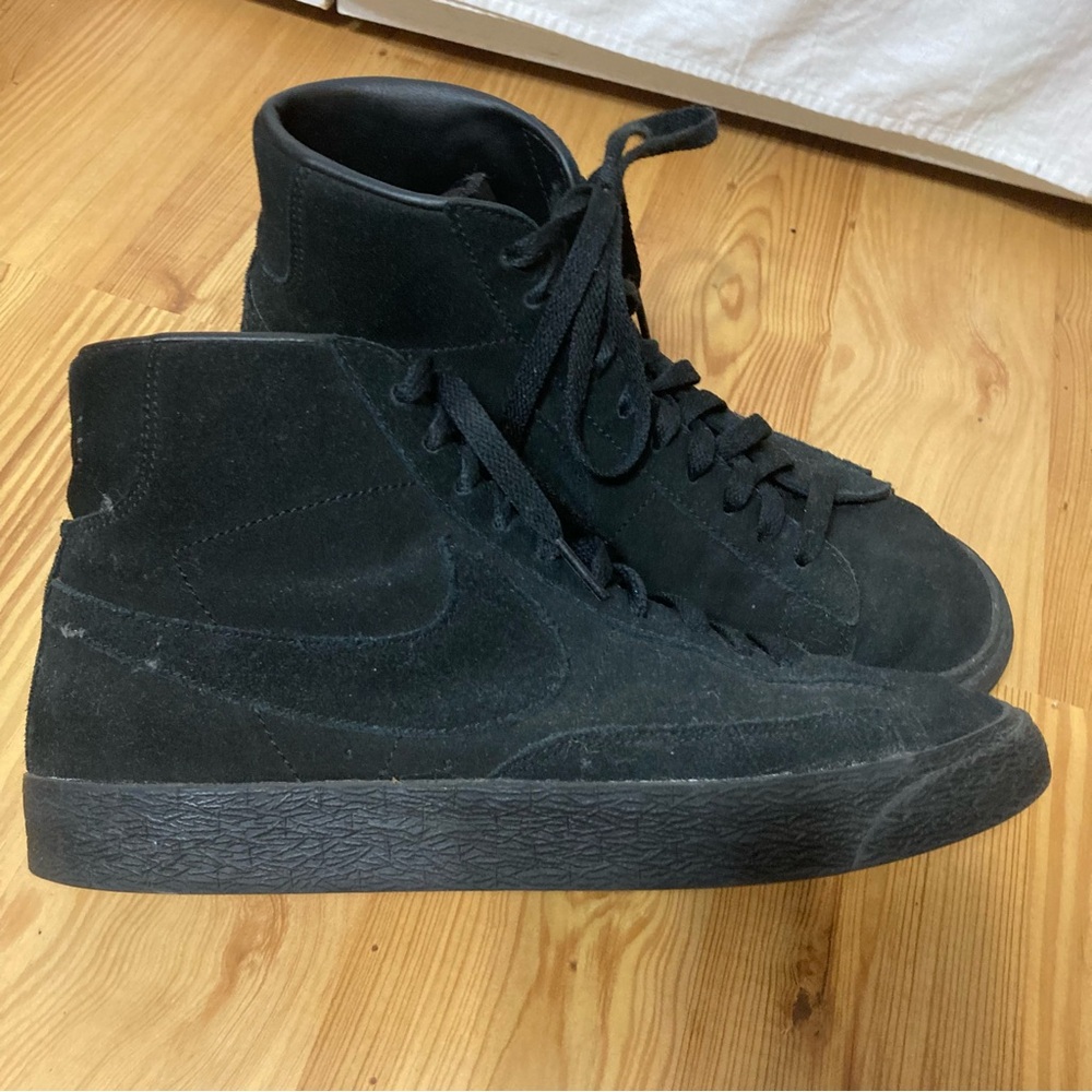 New Nike men’s Blazer Mid black leather size 8 sneakers shoes